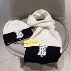 Burberry Caps Scarfs